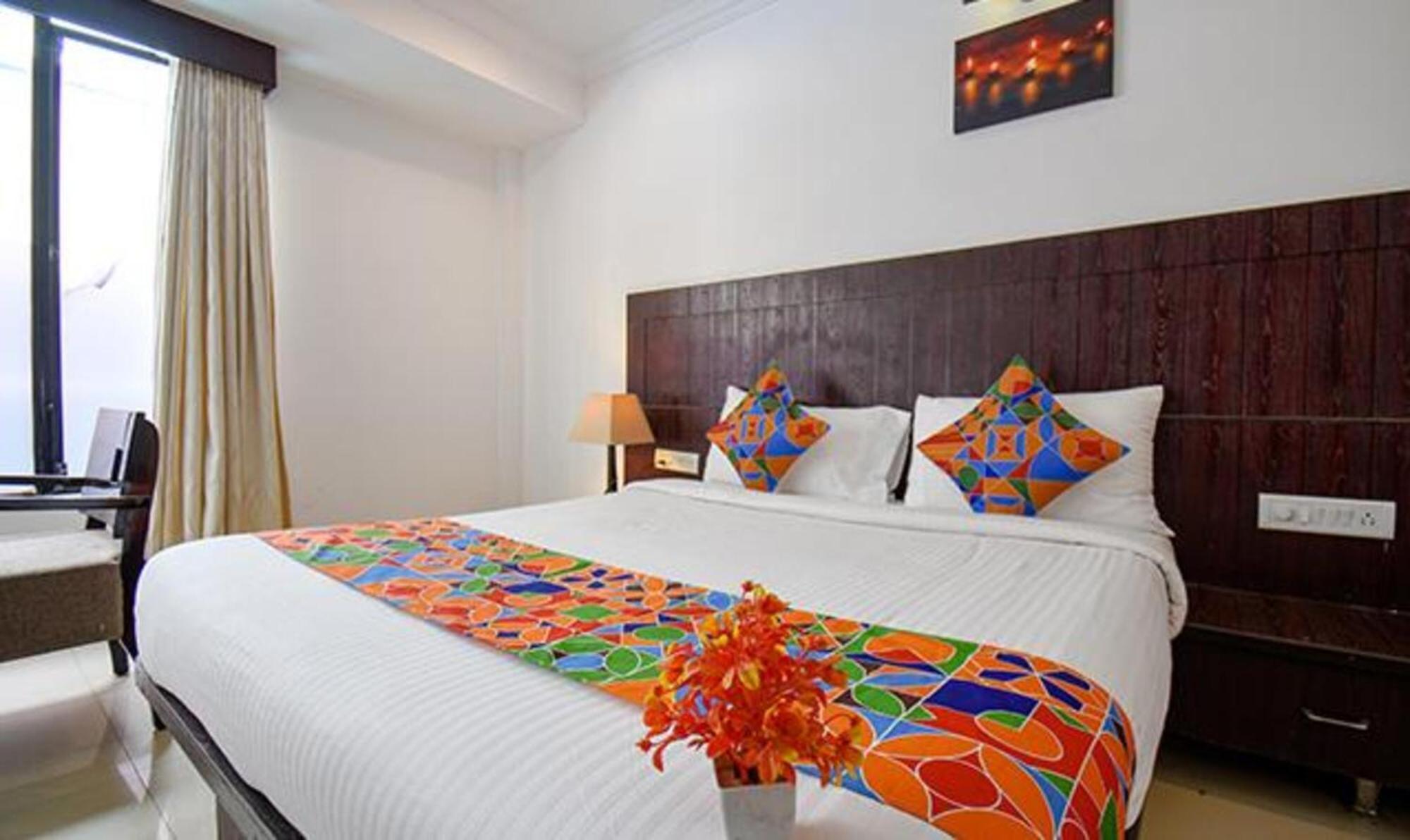 Hotel Shirdi Sai Wada Exteriér fotografie