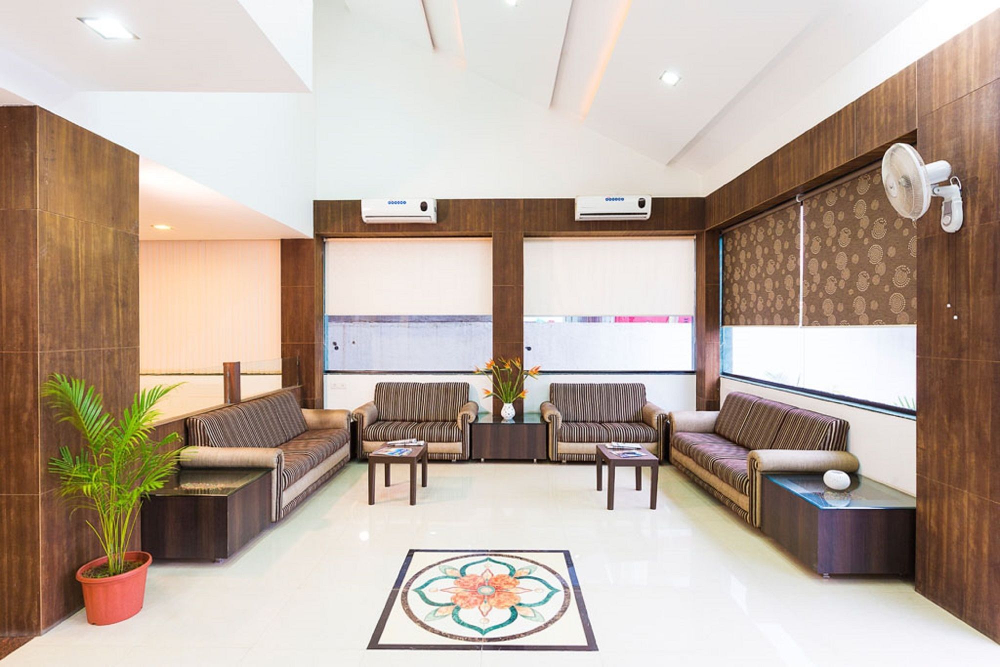 Hotel Shirdi Sai Wada Exteriér fotografie